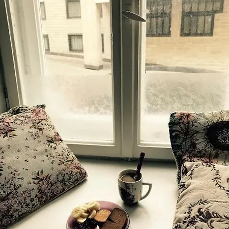 2 Bedroom Old Town With Parking Lägenhet *