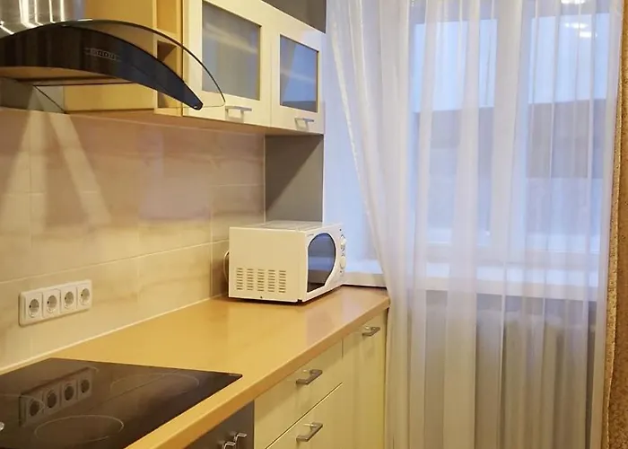 דירה 2 Bedroom Old Town With Parking