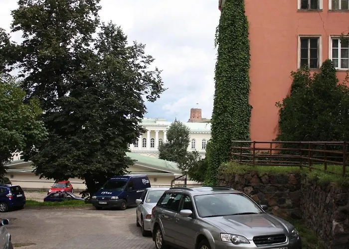 Butas 2 Bedroom Old Town With Parking *