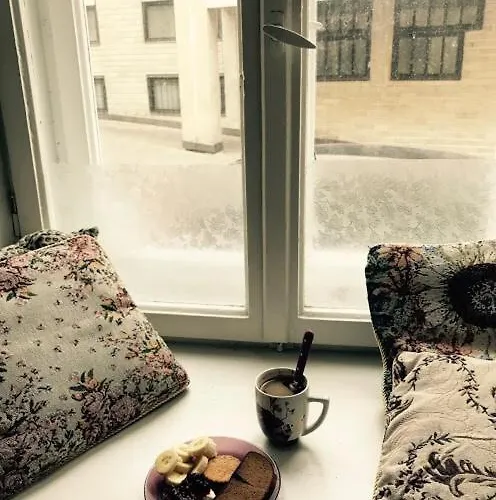 2 Bedroom Old Town With Parking Апартаменты *